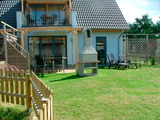 Ferienwohnung in Börgerende - Haus Ostseeblick Ginster - Terrasse mit Grill und Sonnensegel