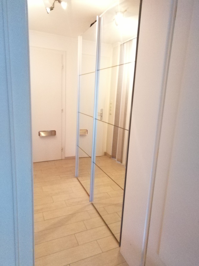 Ferienwohnung in Scharbeutz - "Haus Waldburg App. 10" an der Wolfsschlucht (Scharbeutz) - Eingangsbereich mit Kleiderschrank