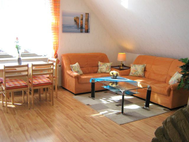 Ferienwohnung in Grömitz - Haus am Meer - Whg. 1 - strandnah & ruhig gelegen im Ostseebad Grömitz - Bild 2