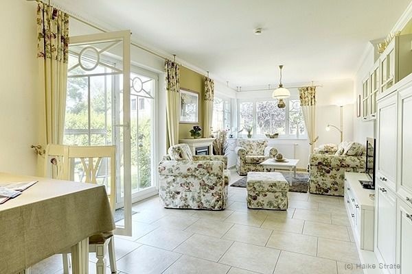 Ferienwohnung in Ostseeheilbad Zingst - Villa Arielle, FW 4 - Bild 2