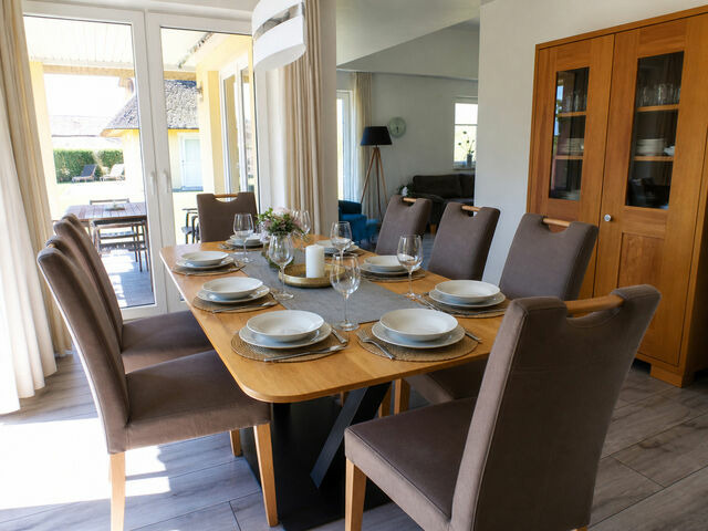 Ferienhaus in Fehmarn OT Staberdorf - Reetdachhaus 4, inkl. 2 Parkpl&auml;tze - Bild 4