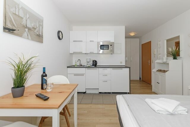 Ferienwohnung in K&uuml;hlungsborn - Terrassenwohnung in Strandn&auml;he - 150m zum Strand - Bild 2