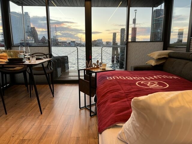 Ferienwohnung in Heiligenhafen - Traum-Hausboot "Mountainstreet 29" mit f&uuml;hrerscheinfreiem Motorboot - Bild 6