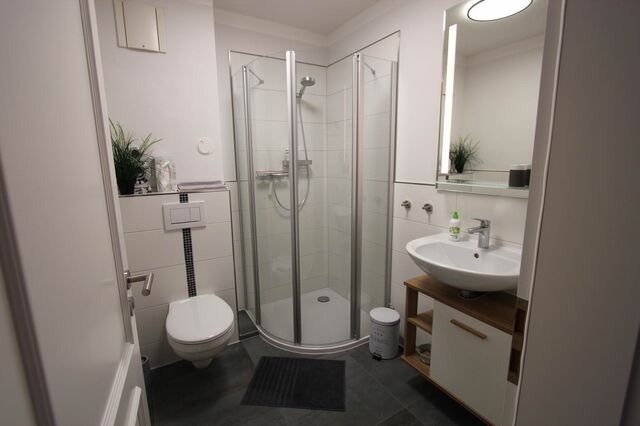 Ferienwohnung in P&ouml;nitz am See - Landhaus am See - mit Strandkorb an der Ostsee - Bild 8