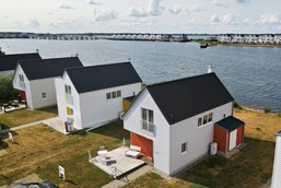 Ferienhaus Lieblingsplatz by Seeblick Ferien ORO, direkte Wasserlage,Sauna