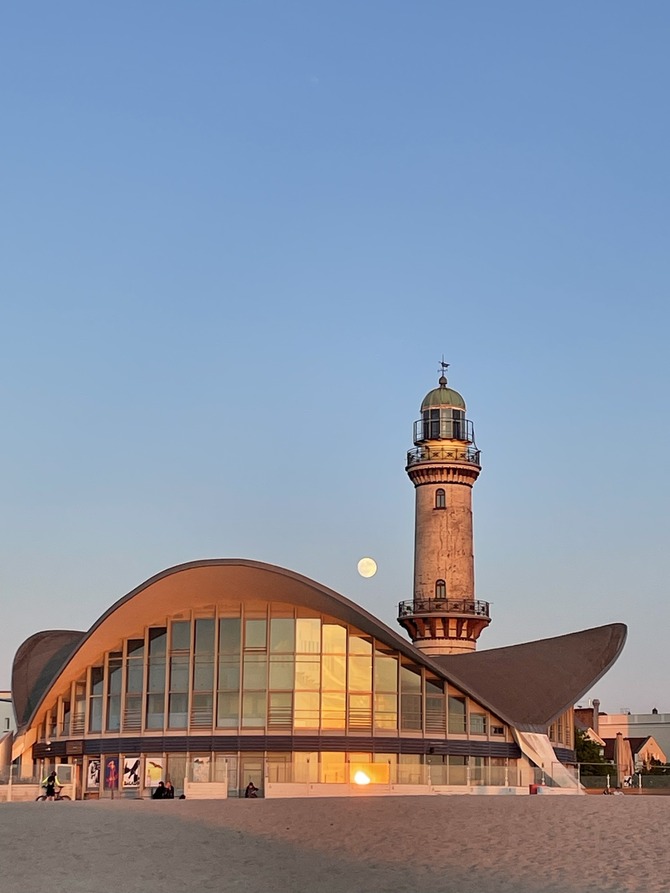 Ferienwohnung in Rostock - Zur großen Strandperle - Warnemünder Wahrzeichen