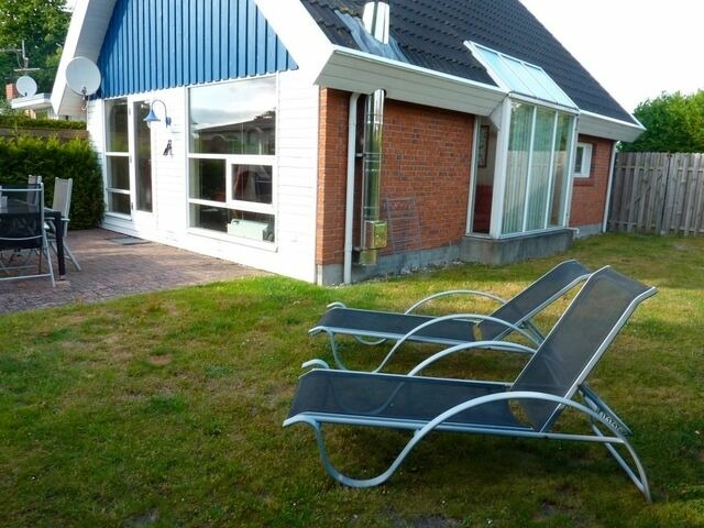 Ferienhaus in Lensterstrand - Ferienhaus Nr. 10 "Seeigel" - Bild 2