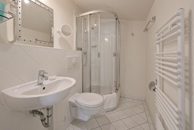 Ferienwohnung in Sellin - Ferienwohnung 11 für 4 Personen strandnah in Sellin auf Rügen Villa Celia WLAN SAUNA - Bild 11