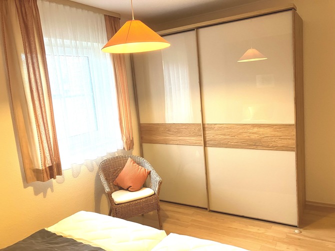 Ferienwohnung in Fehmarn OT Petersdorf - Fewo Bartels Kiebitzweg EG - Geräumiger Schrank