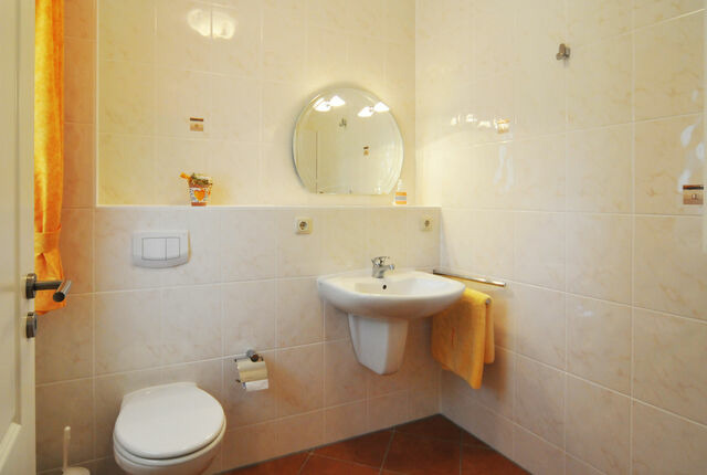 Ferienhaus in Dierhagen - -"Strandvilla - Vier Jahreszeiten" (Doppelhaush&auml;lfte)- - Bild 10