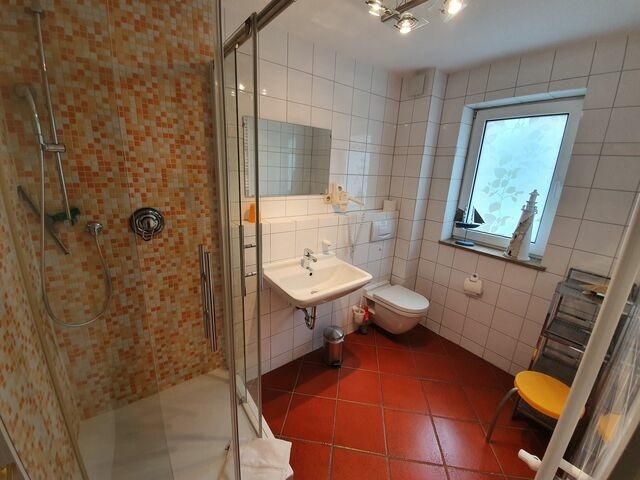 Ferienwohnung in Binz - Haus Sommerwind, Frische Brise - Bild 7